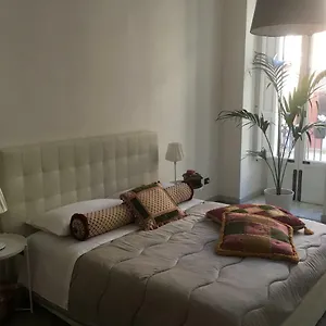 Maison Flores , Bari Italie